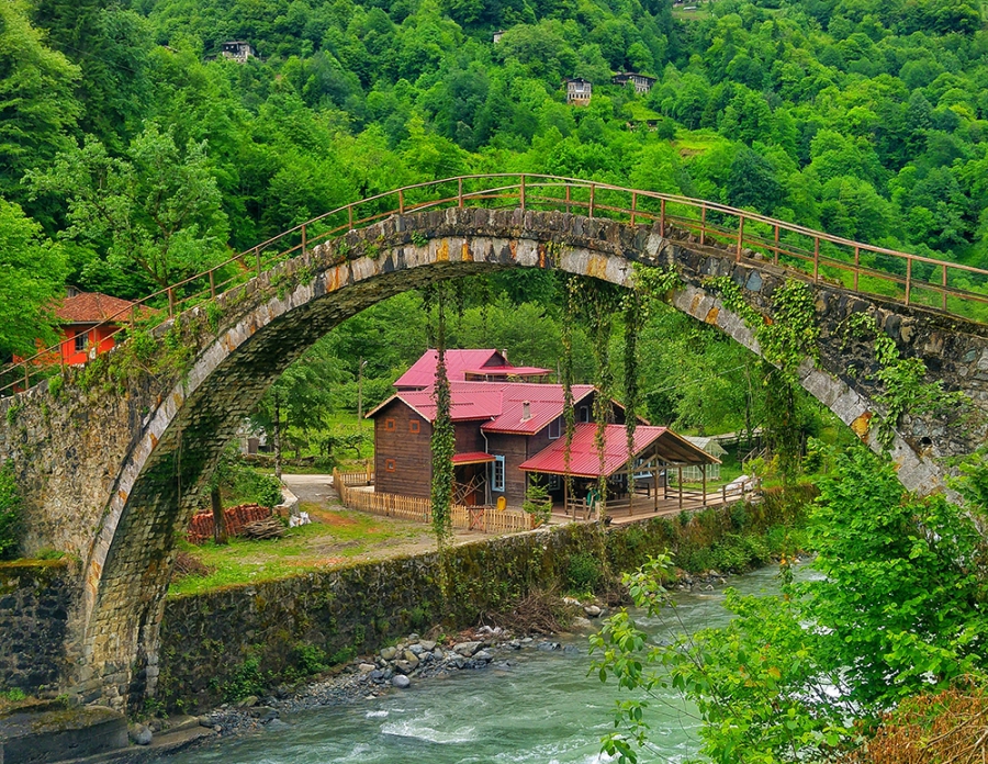 Fırtına Gibi Doğu Karadeniz Turu 1 Gece Konaklamalı