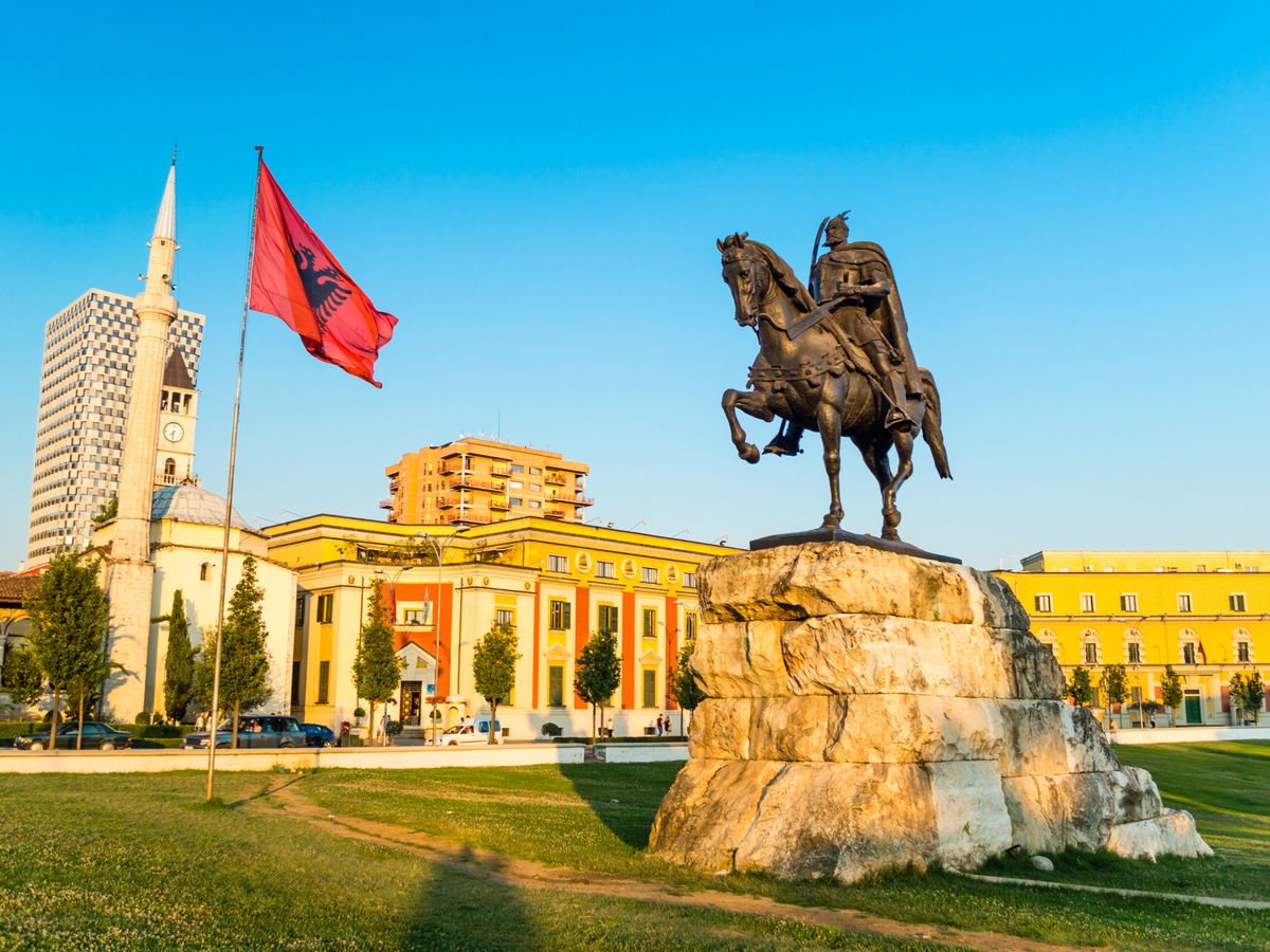 Büyük Balkan Turu (Tia-Tia) Air Albania Havayolları İle - Ekstra Turlar Dahil - Yarım Pansiyon